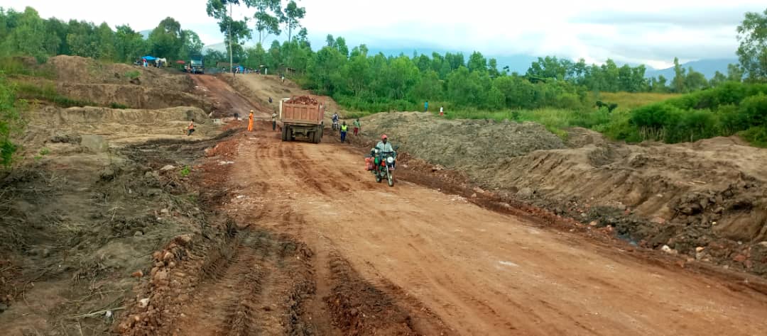 Mission de suivi des travaux de la route de déviation à KAKENGE sur la RN5.