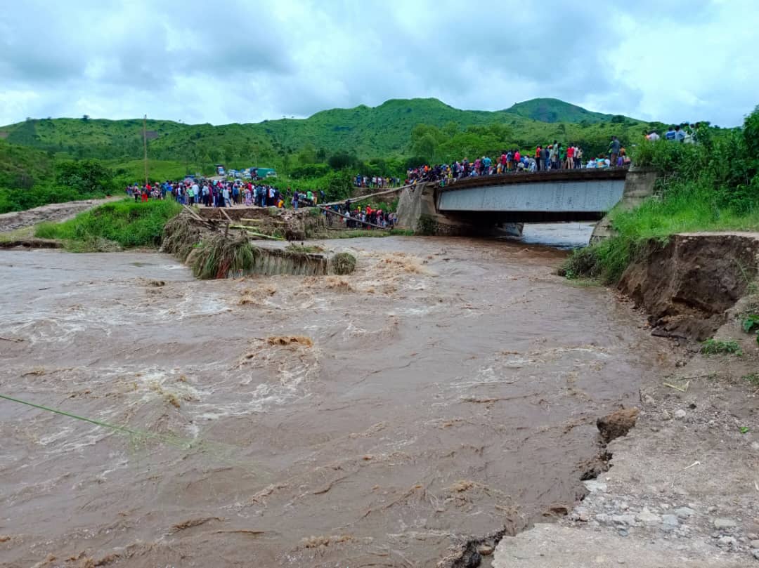 Coupure du trafic entre Bukavu et Uvira : l’Office des routes annonce le début des travaux d’une déviation à Sange