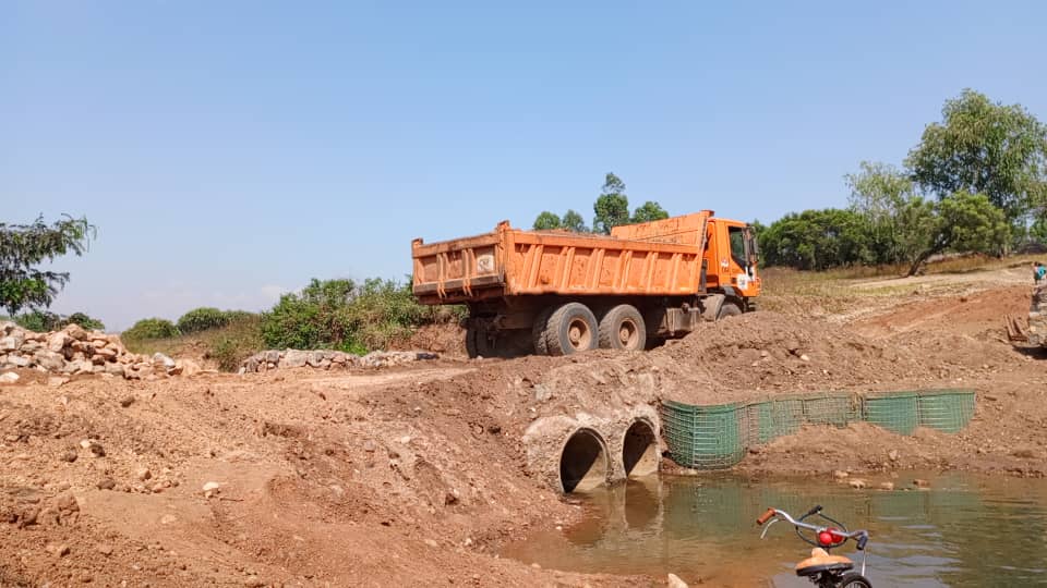 Après l’aménagement de la déviation au niveau de Kavuguvugu, l’Office des routes annonce le démarrage des travaux de construction du pont Kavuguvugu.