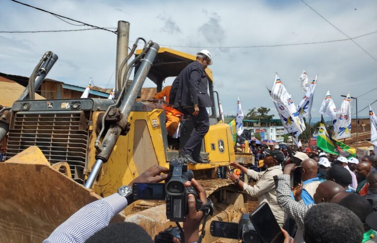 Sud-Kivu:Lancement des travaux d’entretien mécanisé du tronçon routier Miti-Bitale.